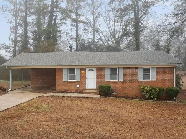 4909 Merlin Dr, Oakwood, GA 30566