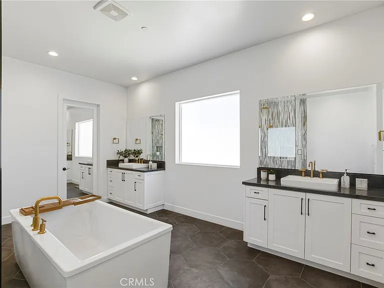 11944 N Red Hawk Ln — Photo 23