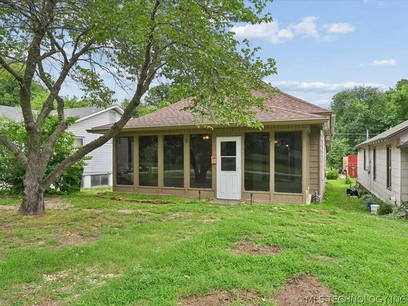409 N McKinley Ave, Sand Springs, OK 74063