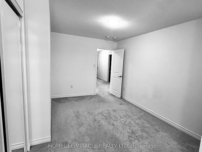 166 Seeley Ave — Photo 34