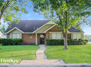 6702 Hollygrove Dr, Houston, TX 77061