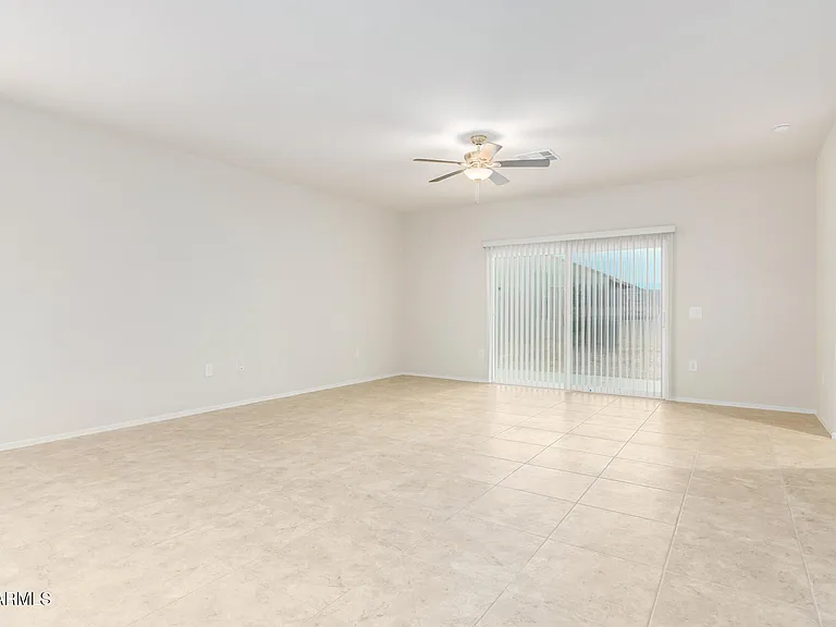 1810 W Pinkley Ave — Photo 5