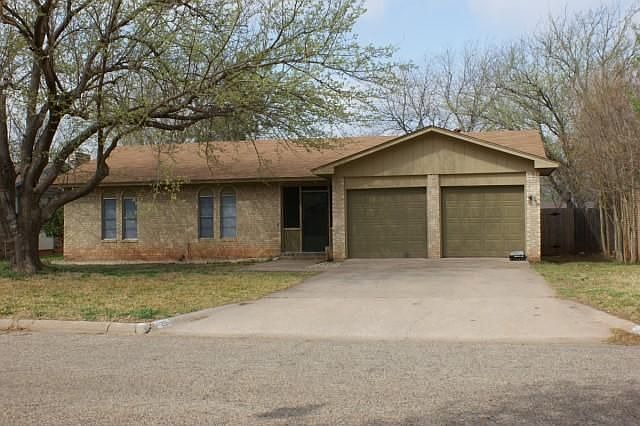 1st image of 2110 Meadowbrook Dr