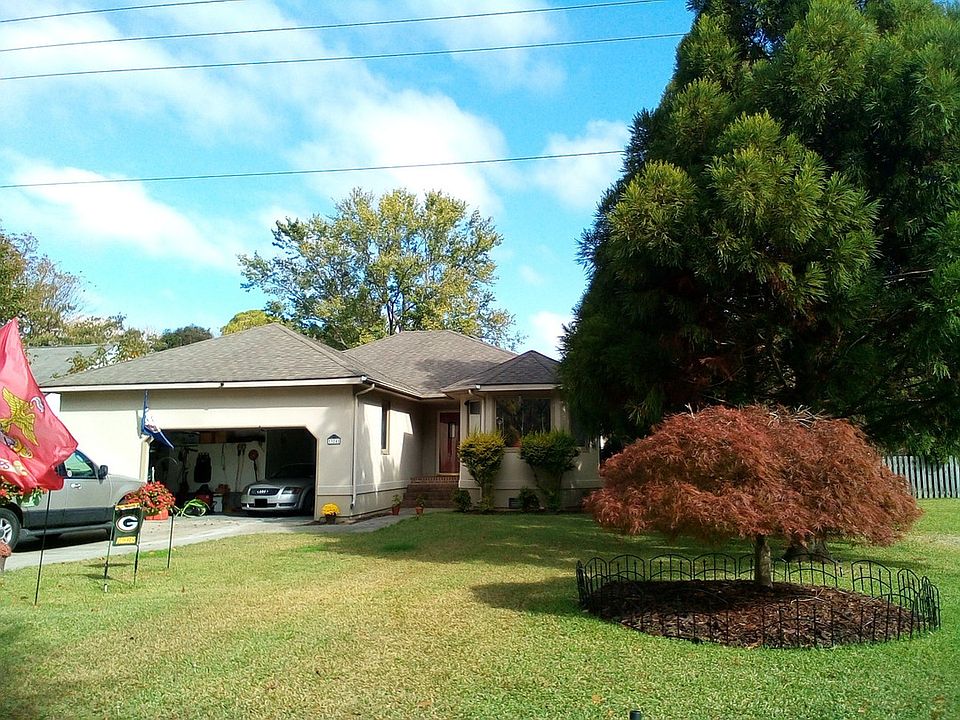 2nd image of 324 Thelmar Ln