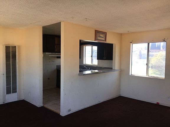 Living/Kitchen