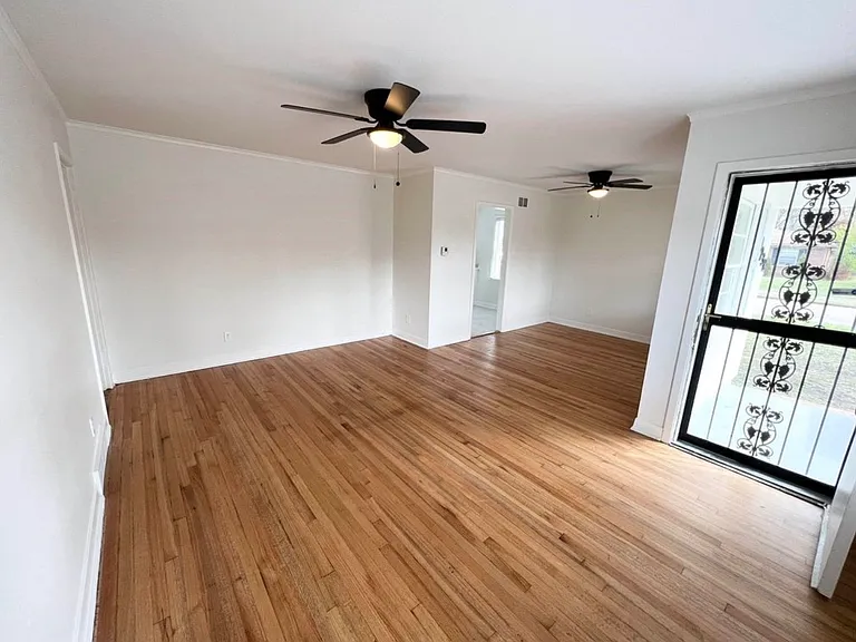 4238 Cherrydale Ave — Photo 2