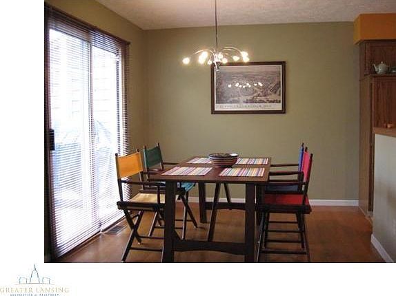 4th image of 1750 E Whitegate Ln #19