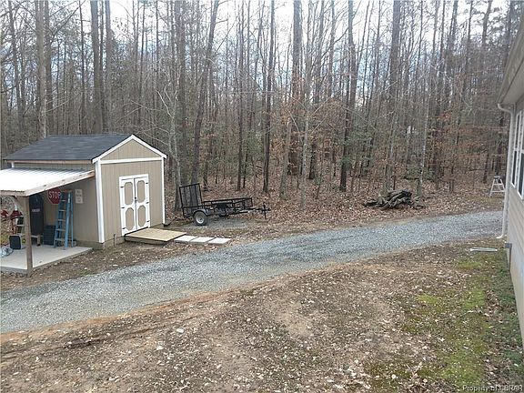 3rd image of 6350 Winsborough Ln