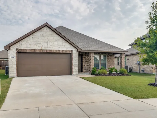 831 Hancock Ct, Fate, TX 75189