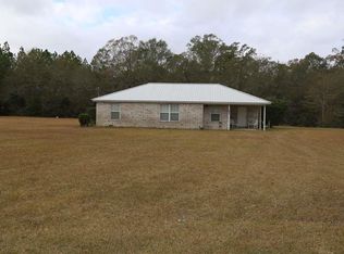 2021 S Pine Barren Rd, Walnut Hill, FL 32568