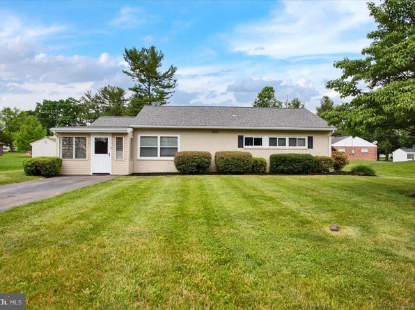 111 Ann Ave, Landisville, PA 17538