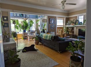 940 W Agatite Ave APT 3FW, Chicago, IL 60640