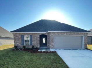 211 Pond Dr, Thibodaux, LA 70301