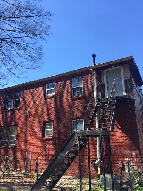 Upper Unit Entrance