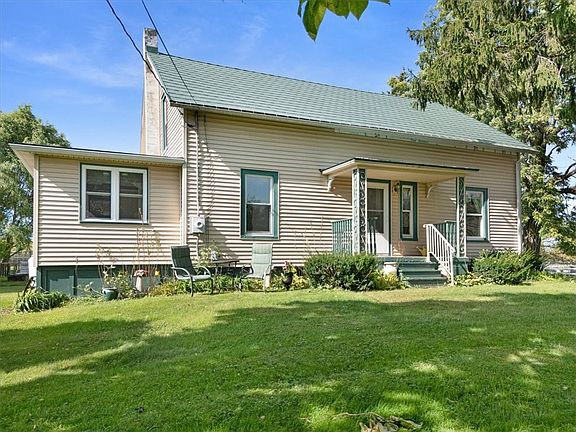 2nd image of 1247 Erie Street Rd