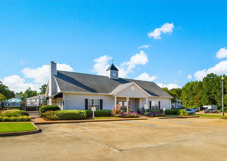 The Colony Apartment Homes Apartment Rentals - Columbus, MS | Zillow