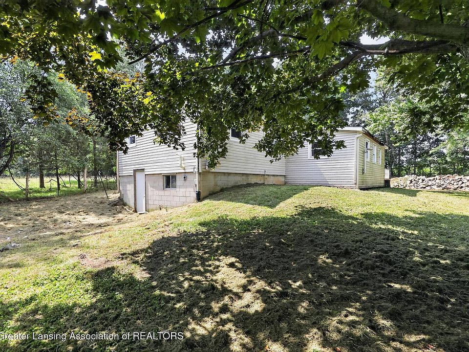 28th image of 1600 Decamp Rd