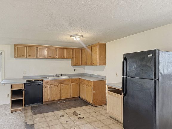 4th image of 616 Fairview Ave