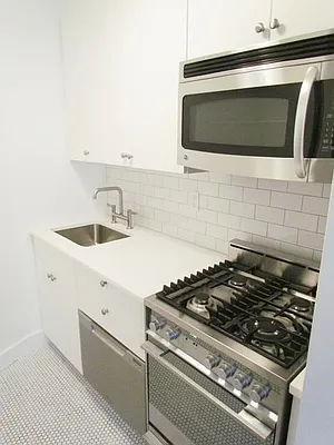 Rented by Mirador Real Estate | media 35