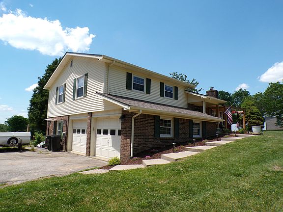 3rd image of 101 Rolling Ridge Dr