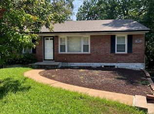 10304 Pineview Ct, Saint Louis, MO