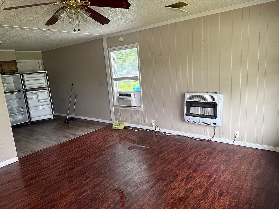 1st image of 406 N Hughes St