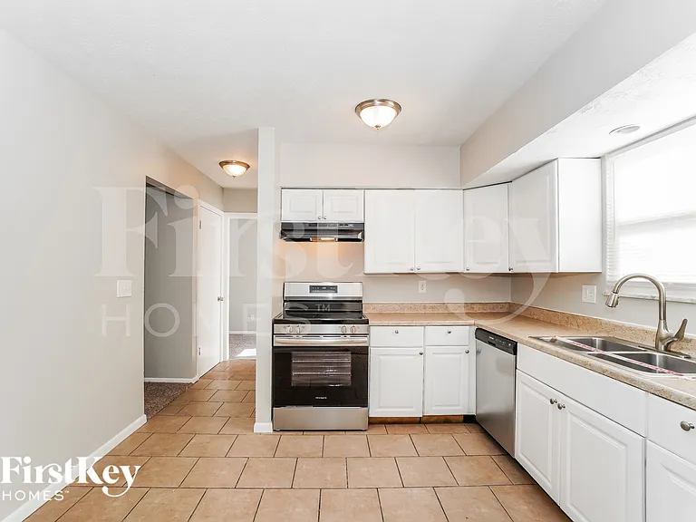 1369 Greenock Rd — Photo 8