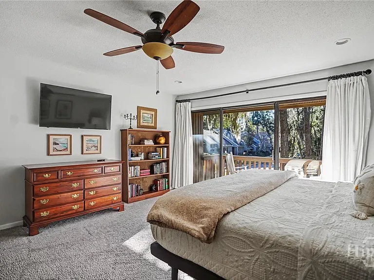 10 Dame Kathryn Dr — Photo 23