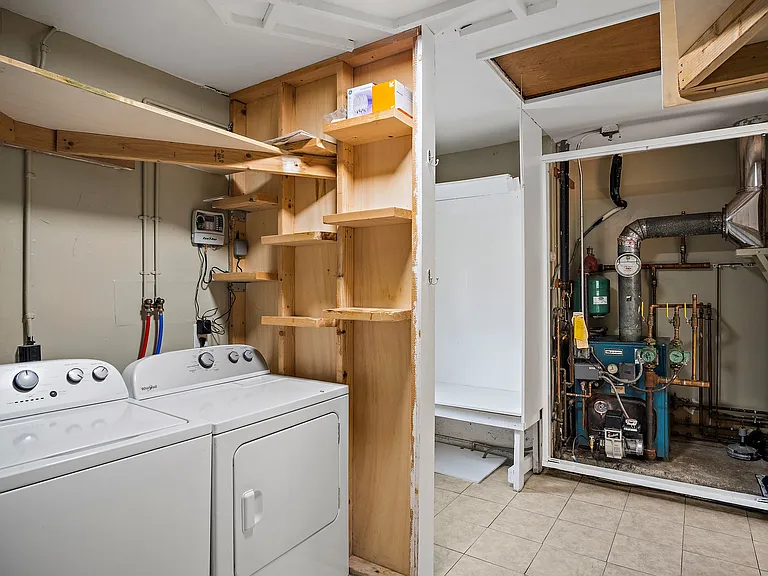8 Carver Rd — Photo 20