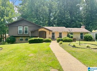 117 Carriage Dr, Birmingham, AL 35214