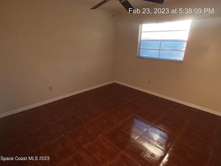 304 Darrow Ave — Photo 12