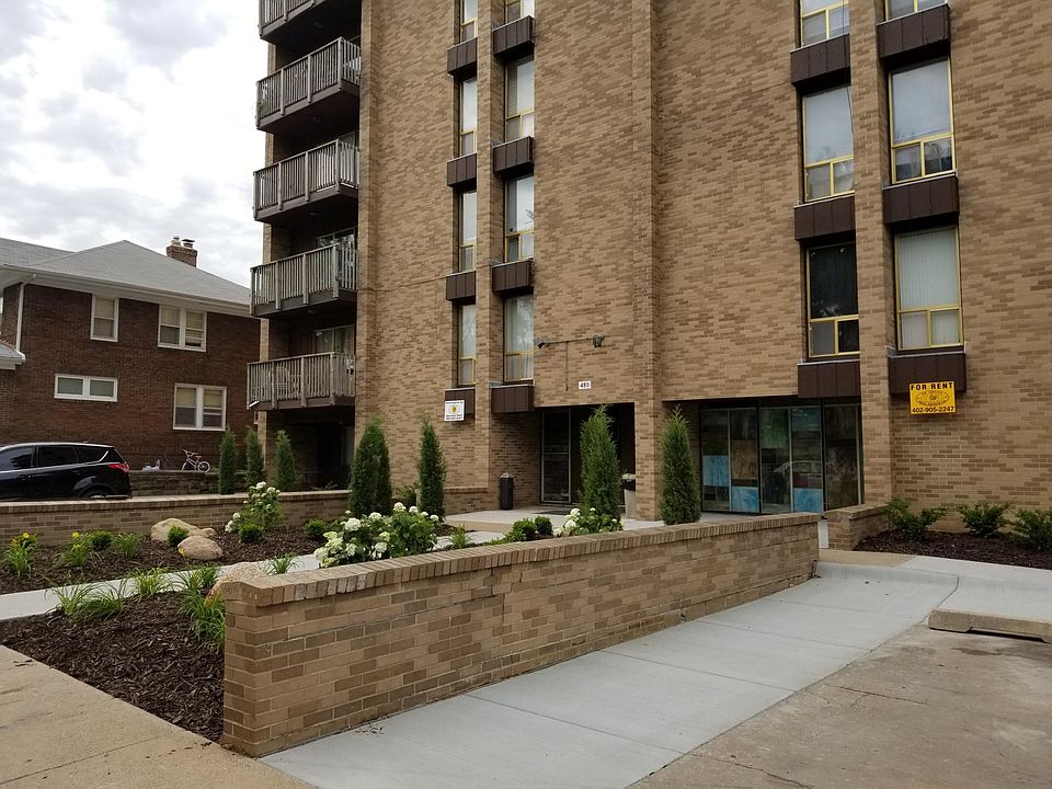 1st image of 4811 Chicago St APT 1A