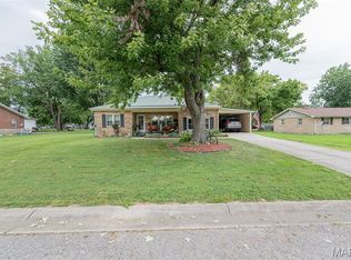 608 S Swanson Ave, Belle, MO 65013