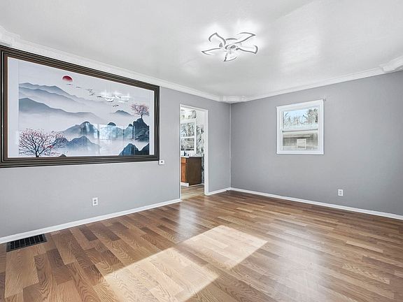 4th image of 4727 Weisser Park Ave