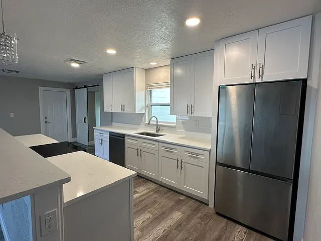 11525 81st Pl — Photo 22