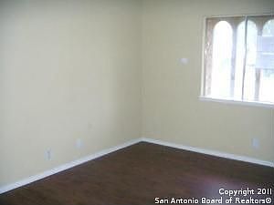 2nd image of 4714 Casa Verde St