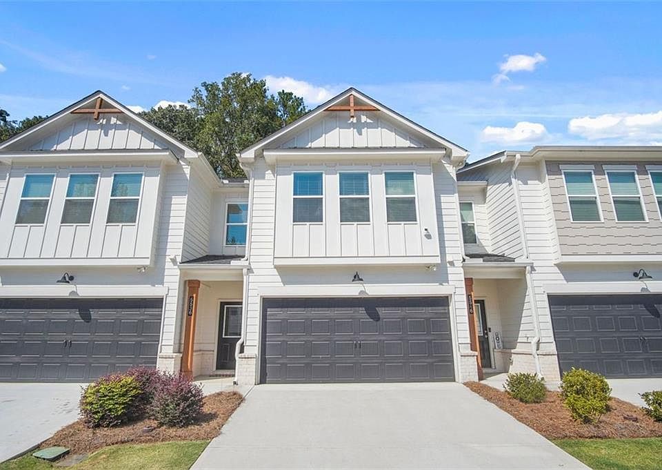 1st image of 5536 Rockfern Dr