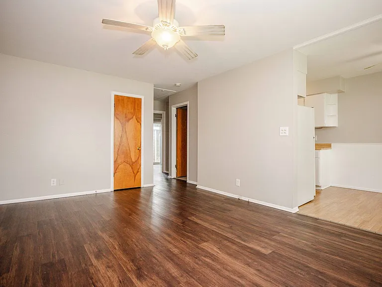 5750 Winona Dr — Photo 6