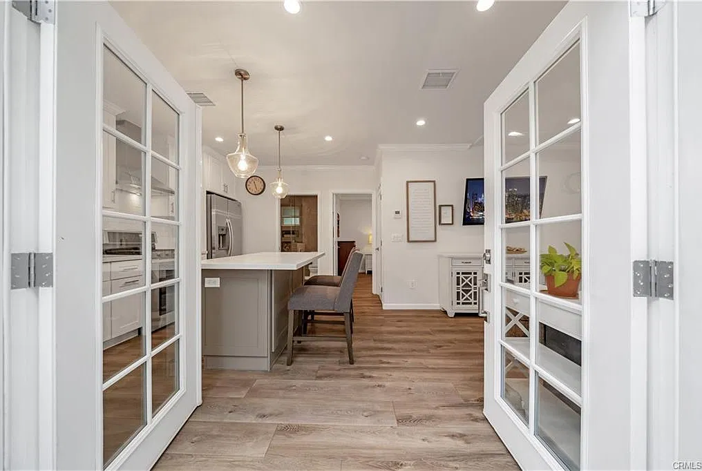 1 bed, 500 sqft, $2,300 — Photo 4