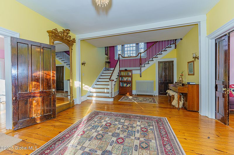4th image of 170 Western Avenue