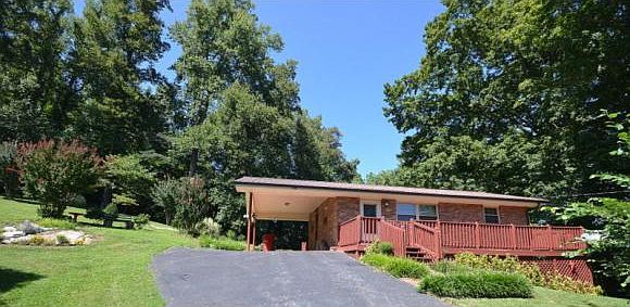 1st image of 130 Blakemore Cir