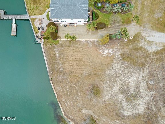 3rd image of 1732 Long Shore Drive SW