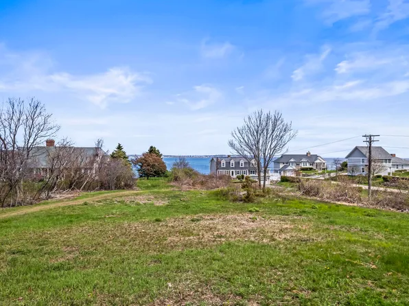 5 Sea Trumpet Drive, York, ME 03909