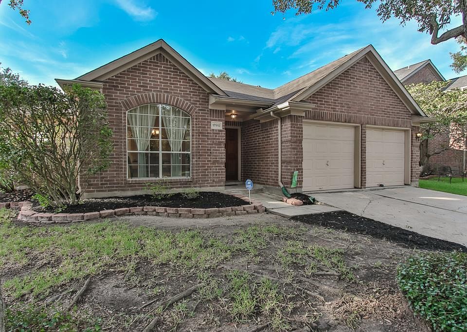 1st image of 17910 Inland Oaks Dr