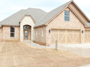 4408 NE Mossy Oak Dr, Lawton, OK 73507