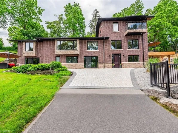 8949 Mississauga Rd, Brampton, ON L6Y 0C2