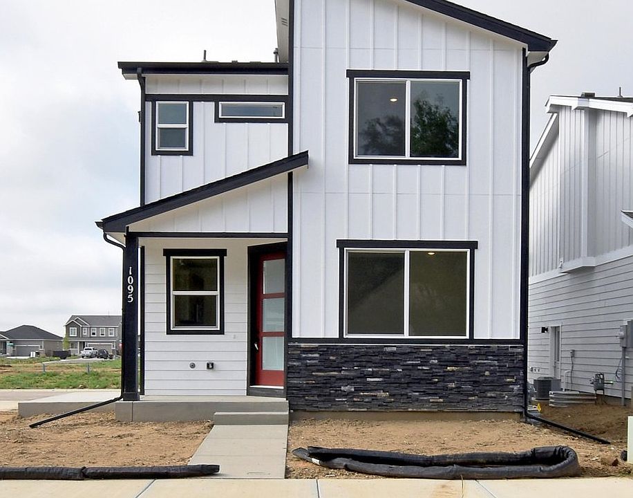 1st image of 1063 Spartan Ave