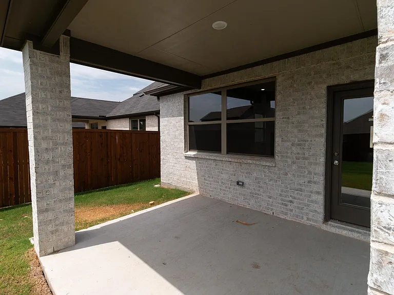 1140 Enchanted Rock Ln — Photo 40