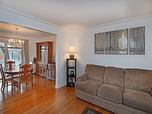 5th image of 2818 Autumnwood Dr