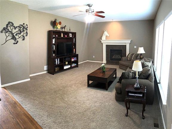 4th image of 12208 Pebble Beach Dr